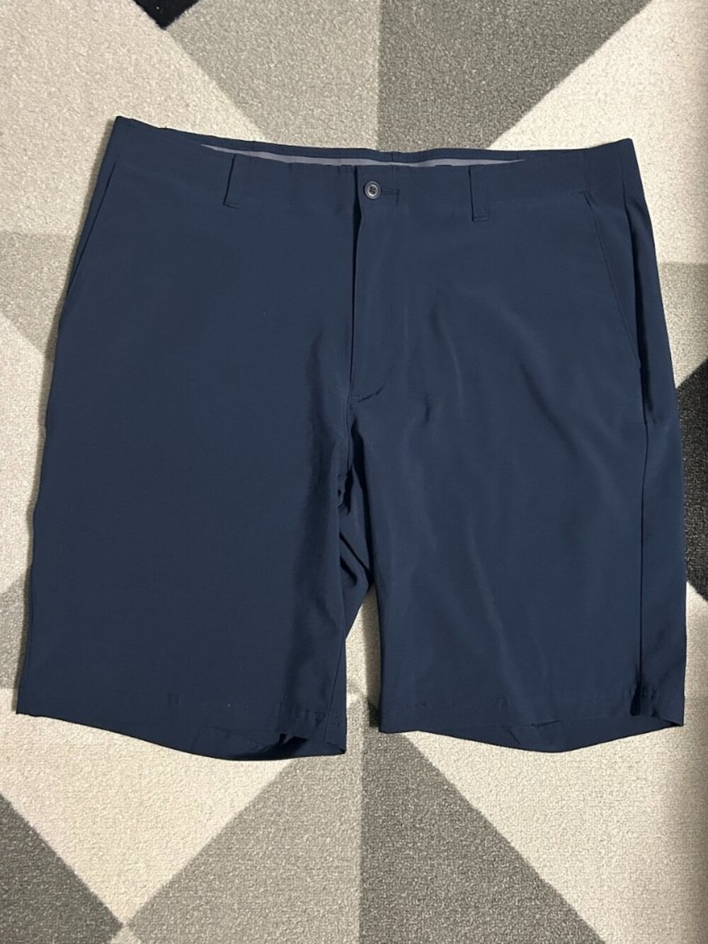 PGA Tour Navy Men's Golf Athletic Shorts 9.5” Inseam Size 38